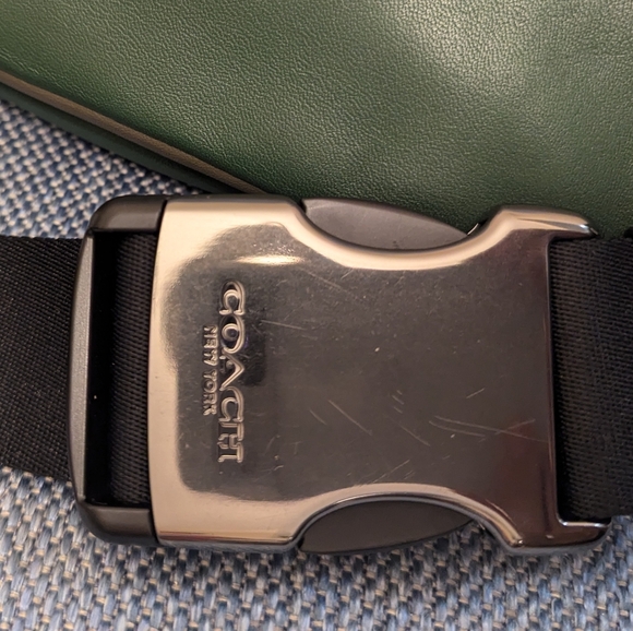 EUC Coach Leather Belt Bag - Picture 3 of 12